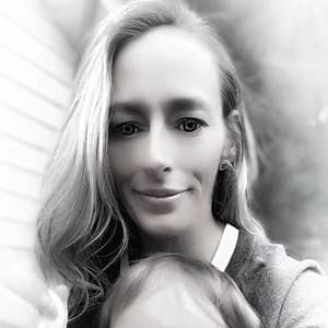 Meet your Posher, Corinne